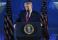 建国250年記念行事で演説するトランプ大統領（AFP＝時事）